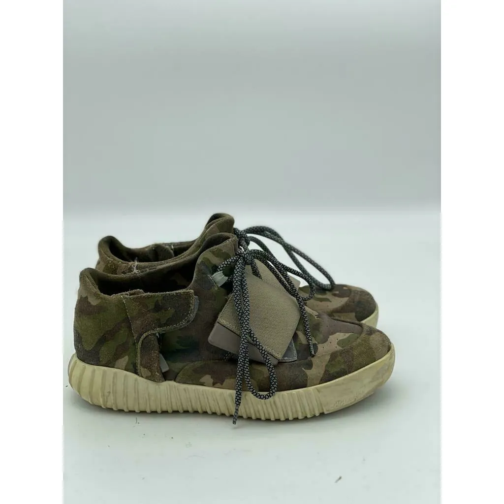 Adidas Yeezy Boost 750 Green Size heel to toe 11.5 Inches