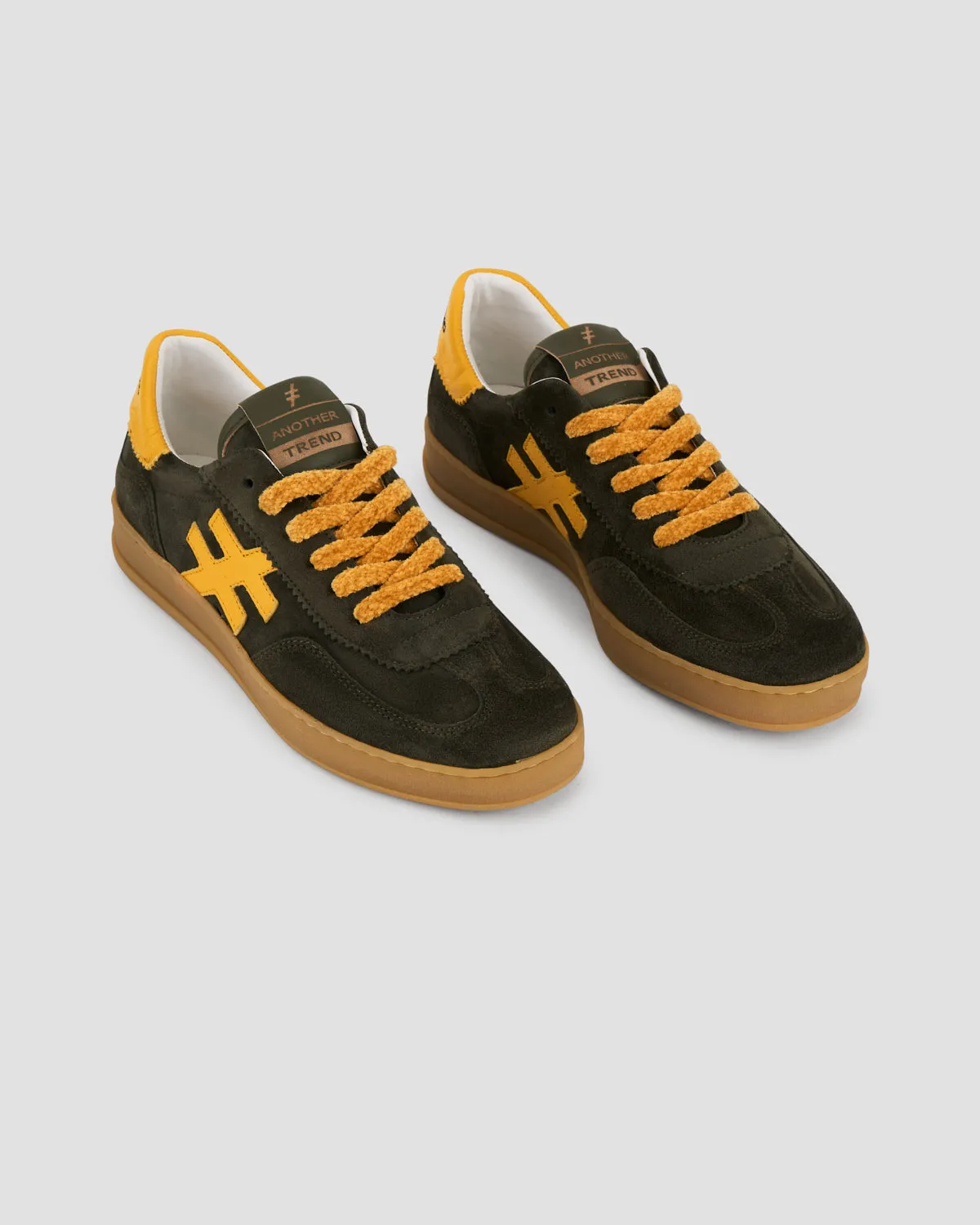 Another Trend Iconic Suede Trainers Mility