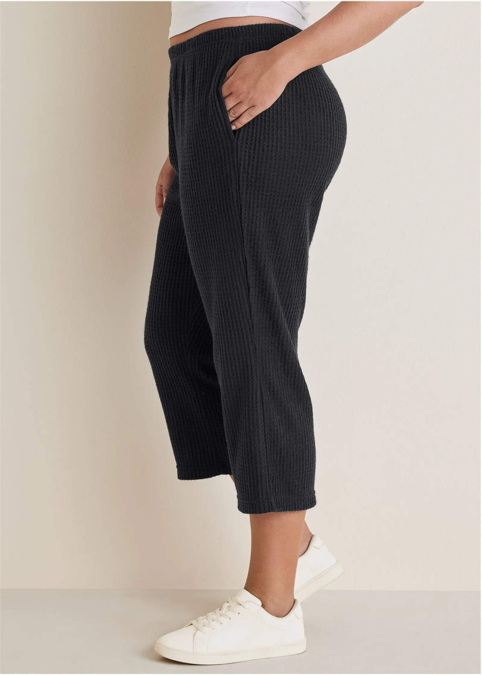 Cozy Waffle Crop Pant - Black