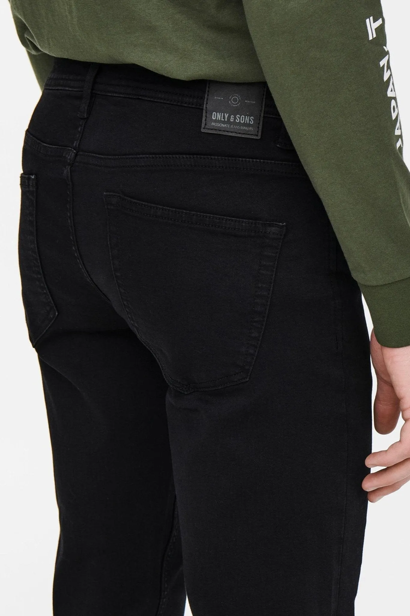 Loom Slim Joggers - Black