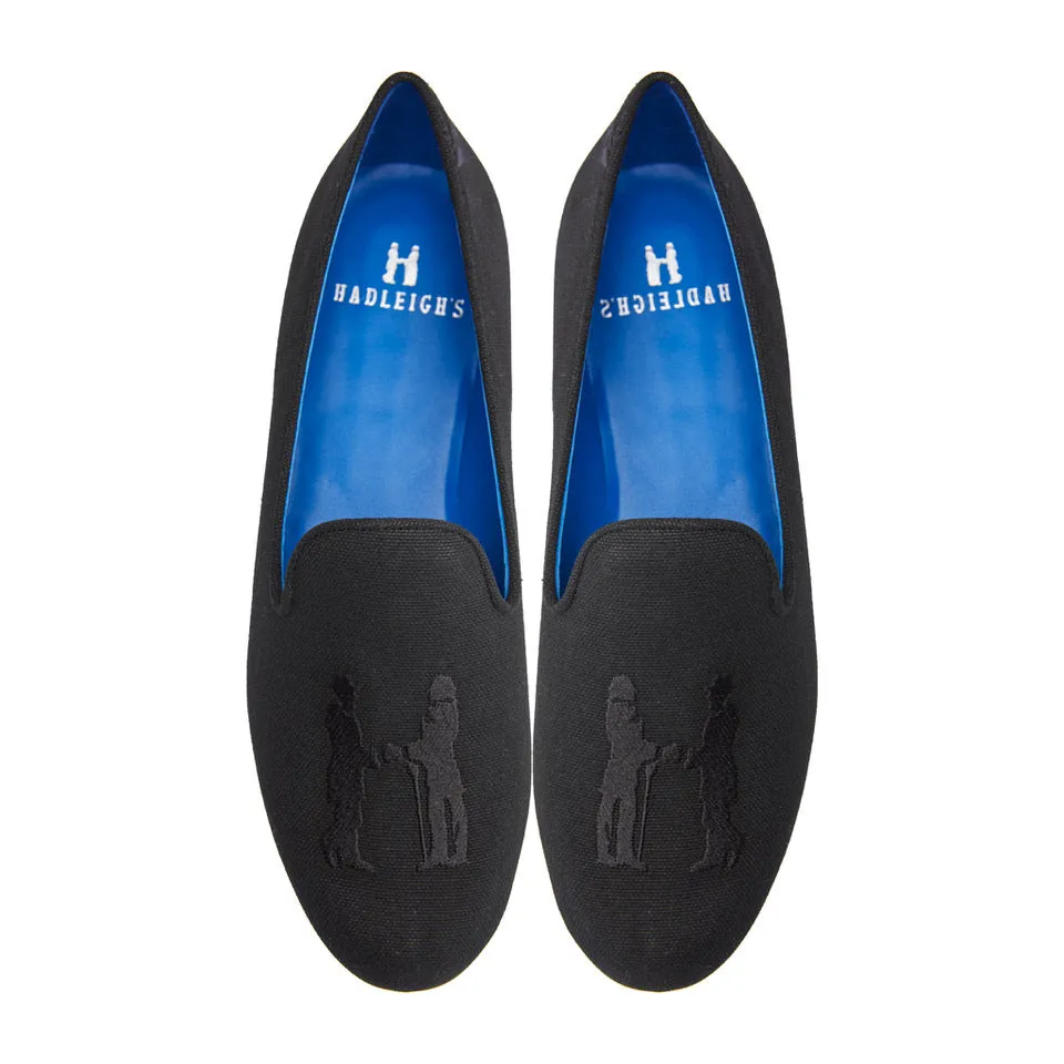 Slipper in Black with Black Logo