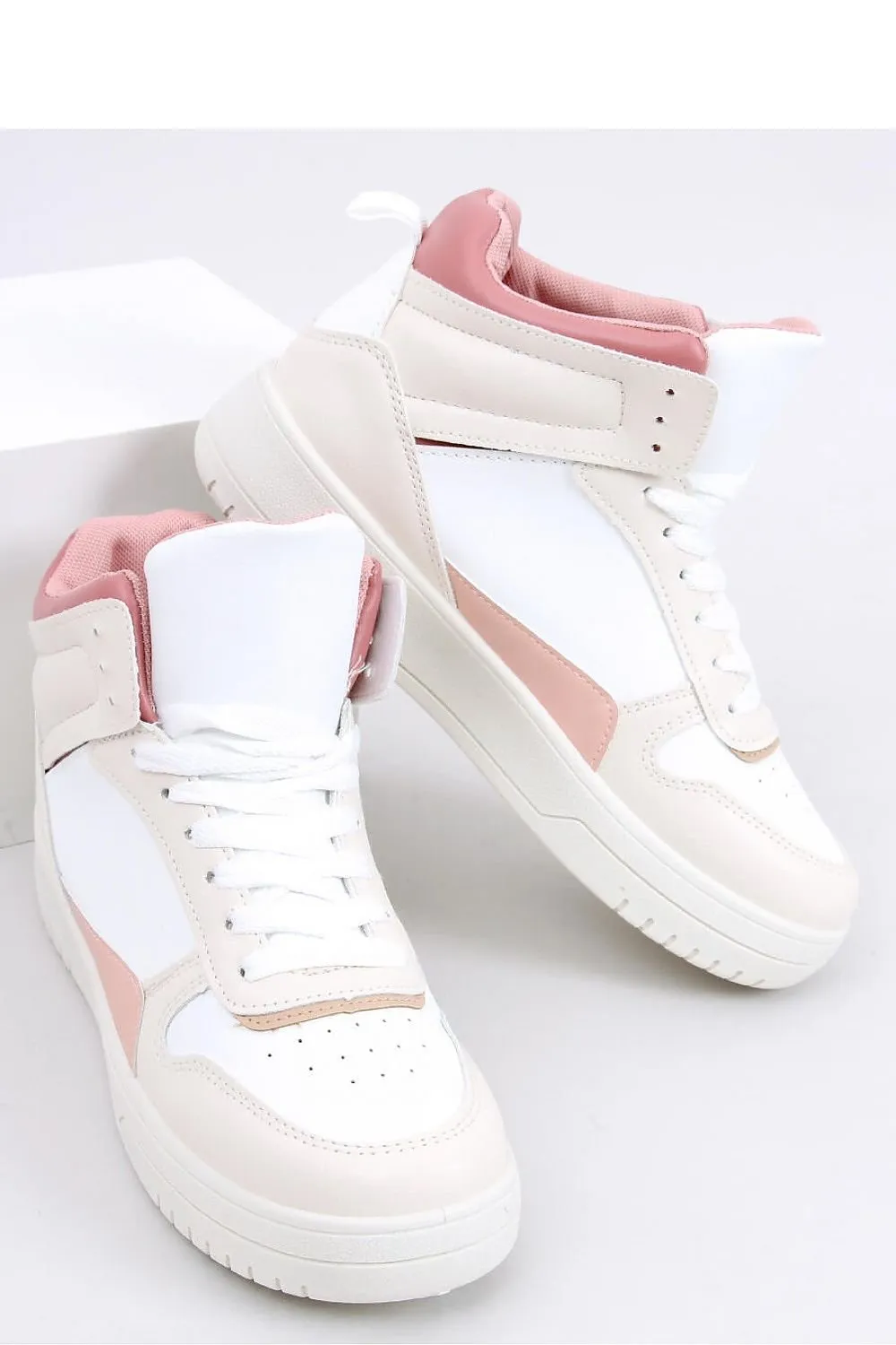 Sneakers model 170604 Inello