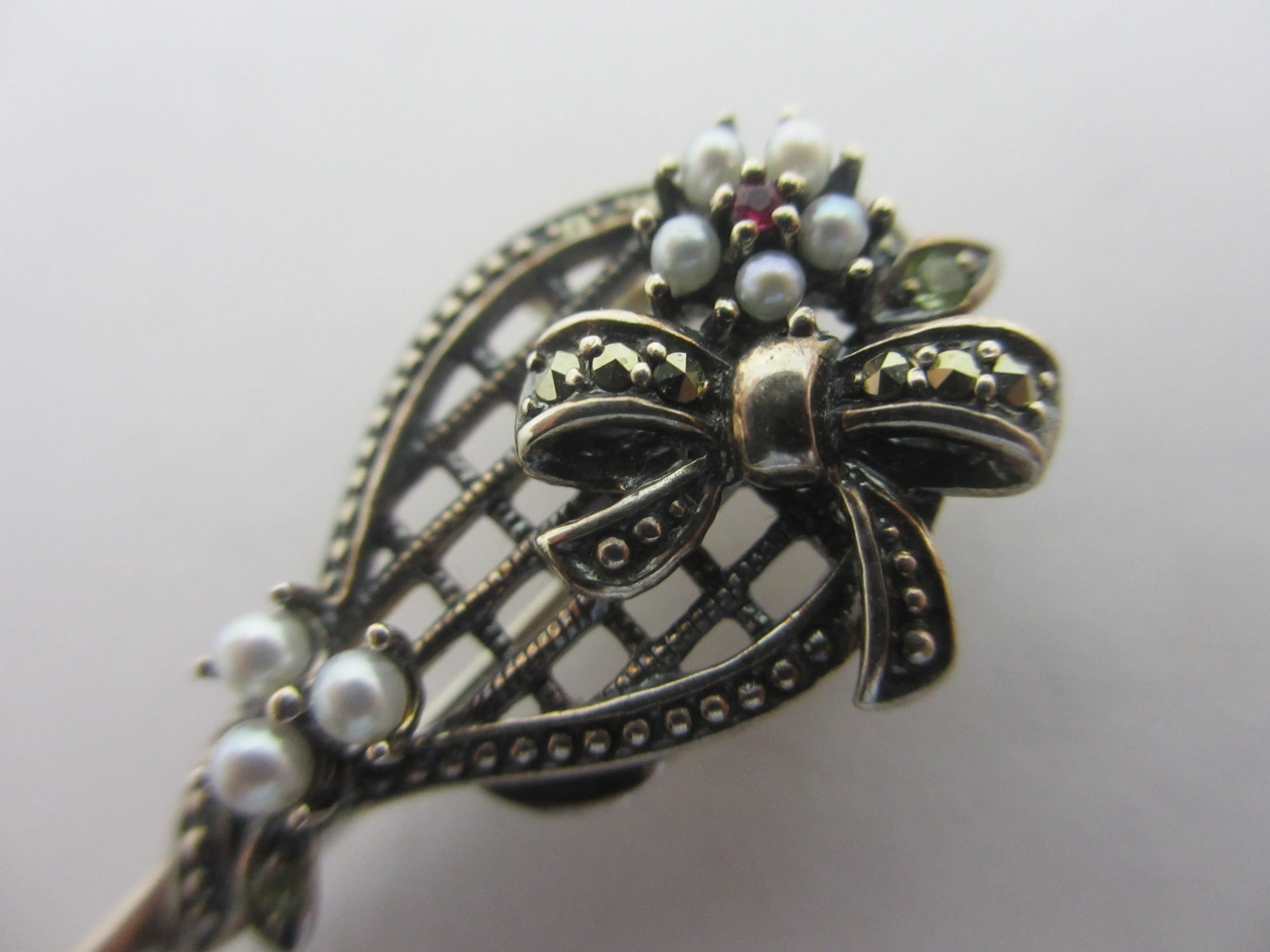 Tennis Racket Sterling Silver Brooch Pin with Seed Pearls & Tourmaline Vintage c1980