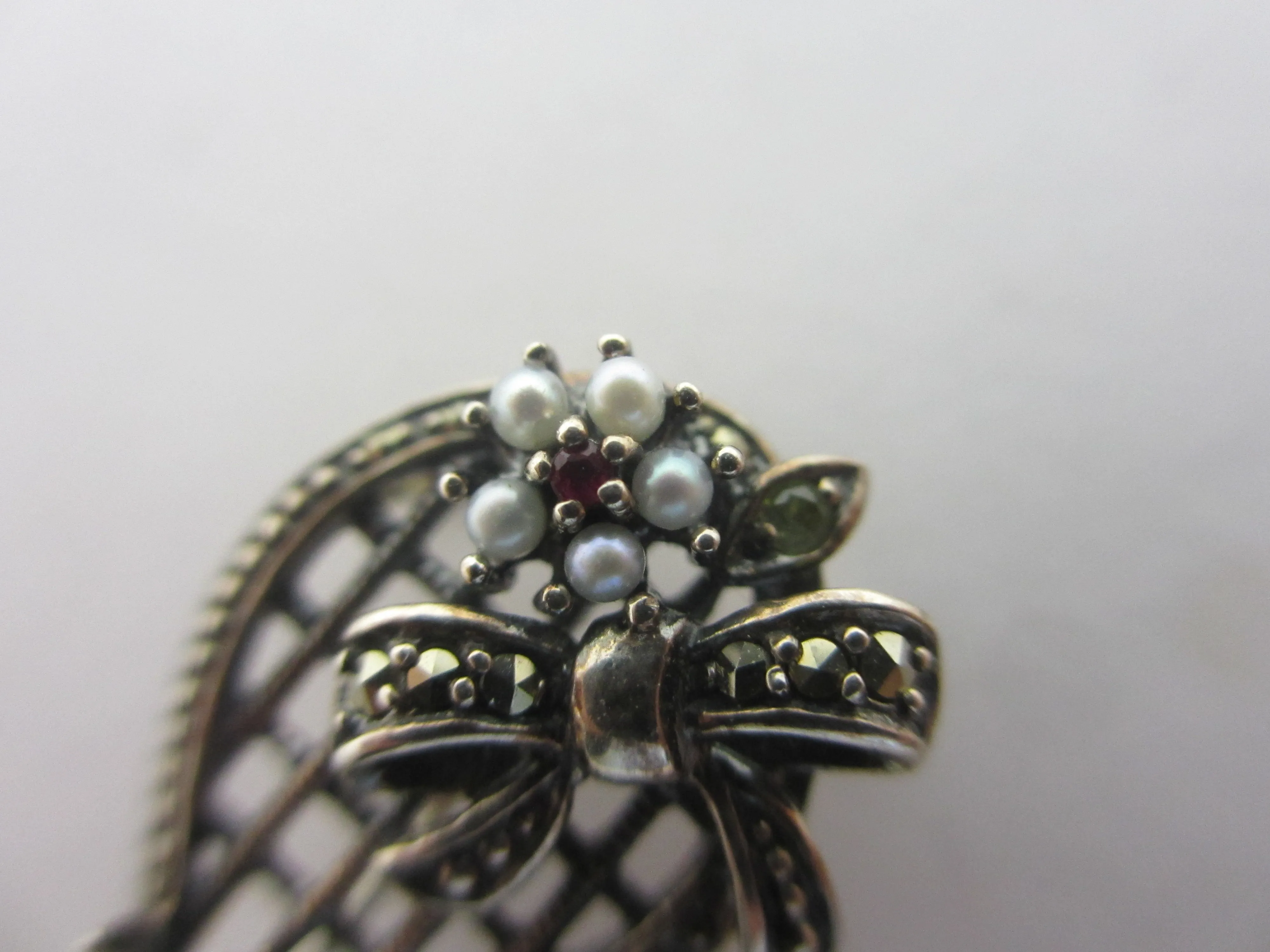 Tennis Racket Sterling Silver Brooch Pin with Seed Pearls & Tourmaline Vintage c1980