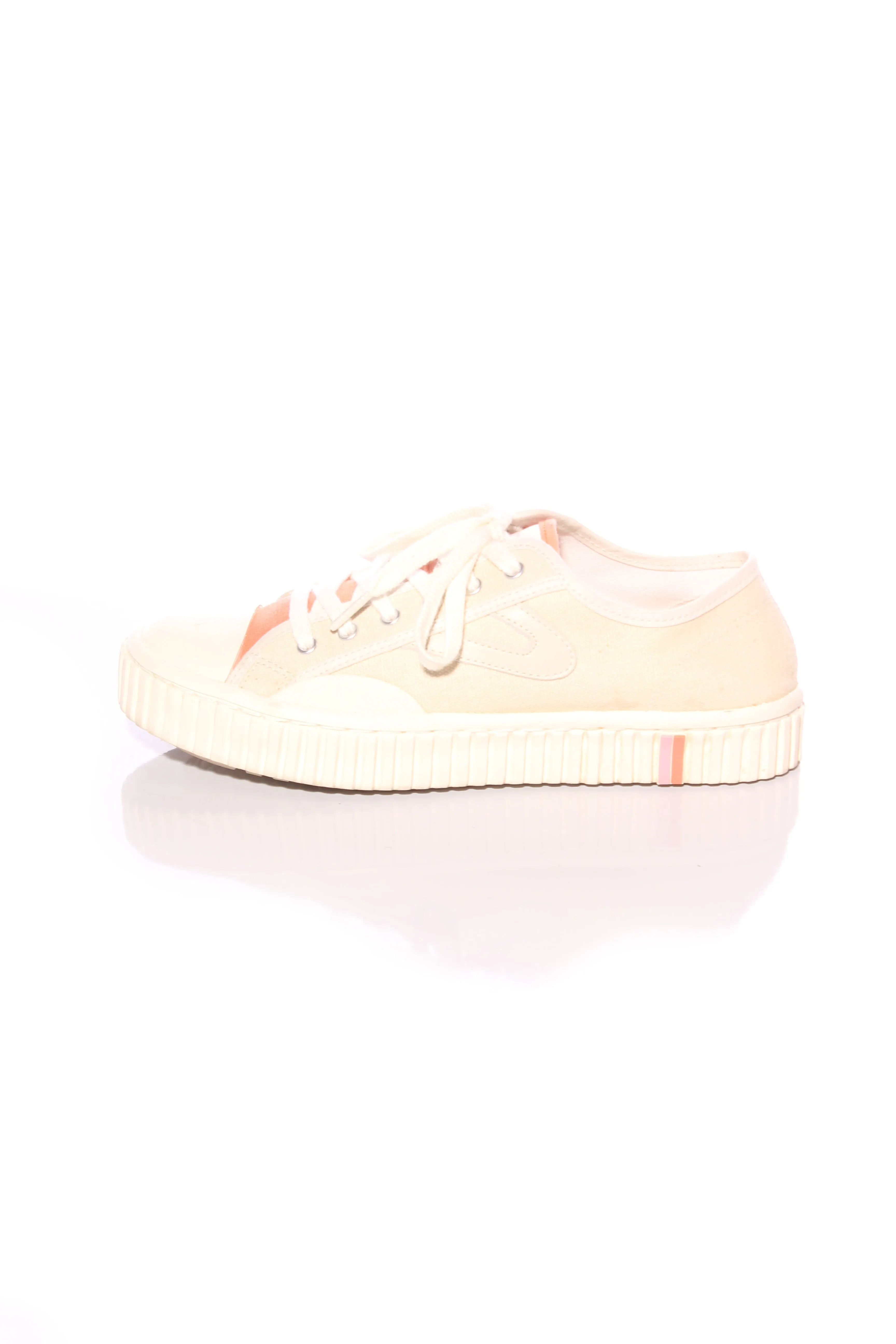 TRETORN - Colour block canvas sneakers! 8.5