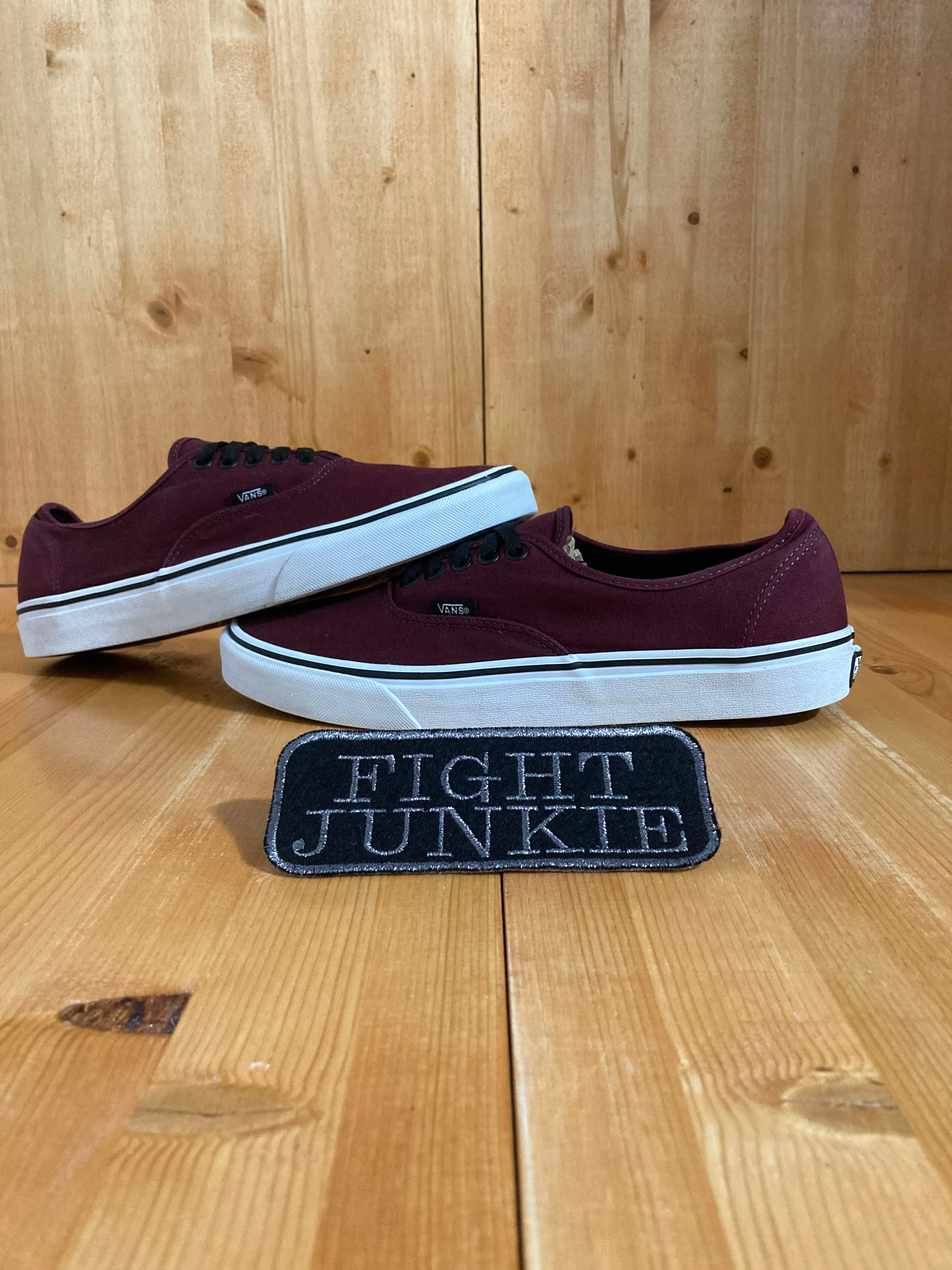 VANS LOW TOP SKATEBOARDING Men's Size 10 Shoes Sneakers Burgundy 500200