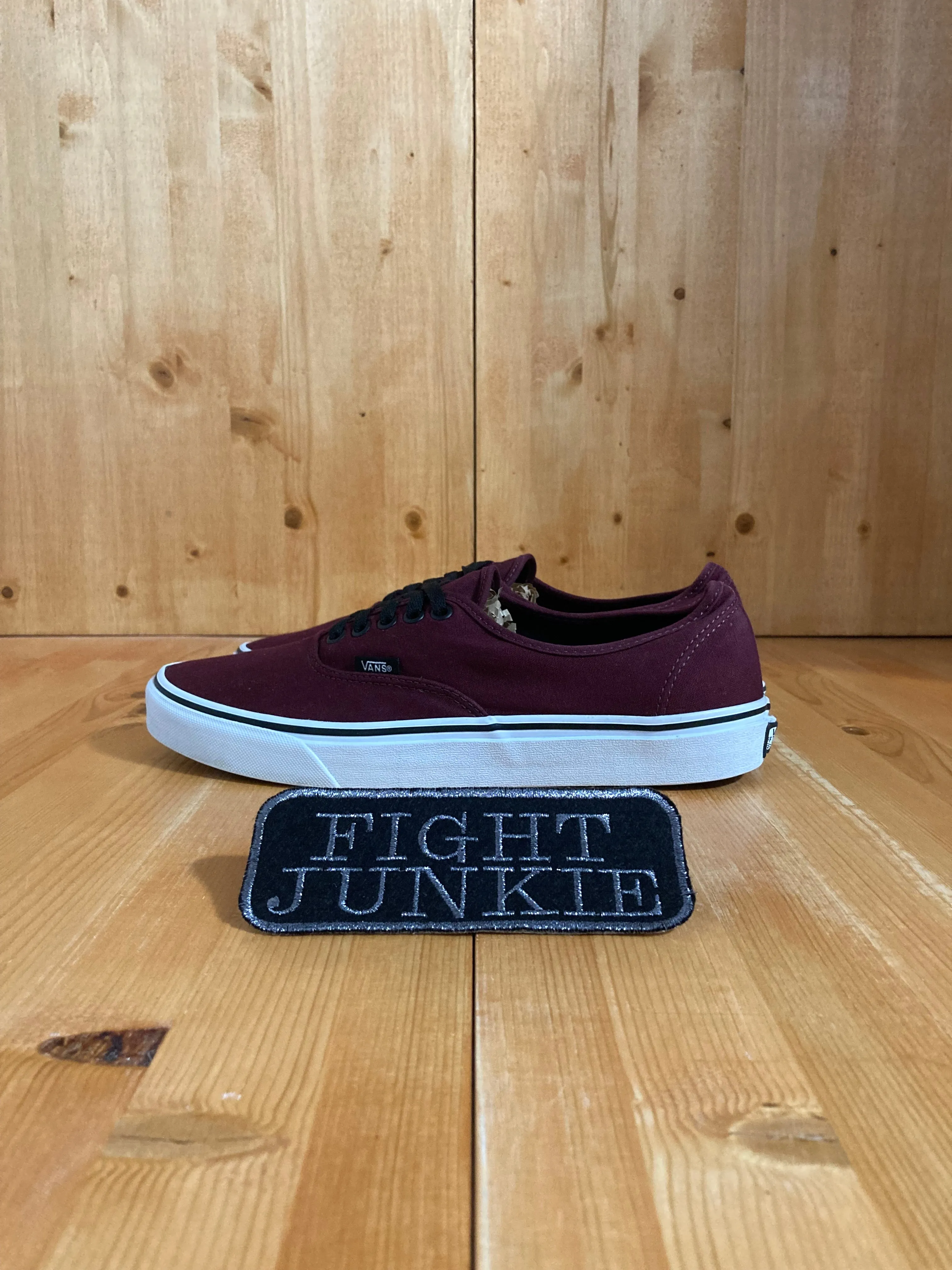 VANS LOW TOP SKATEBOARDING Men's Size 10 Shoes Sneakers Burgundy 500200