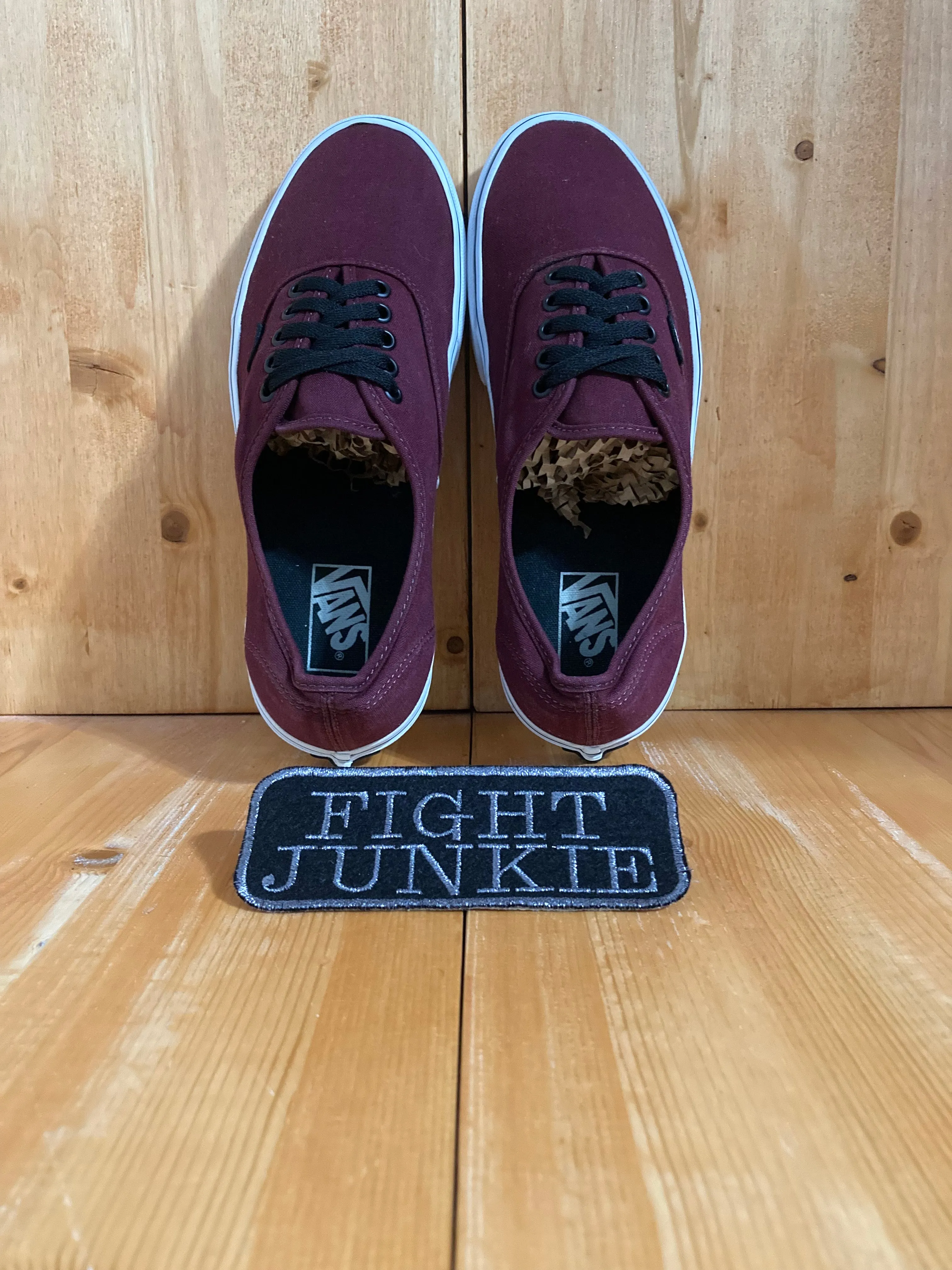 VANS LOW TOP SKATEBOARDING Men's Size 10 Shoes Sneakers Burgundy 500200