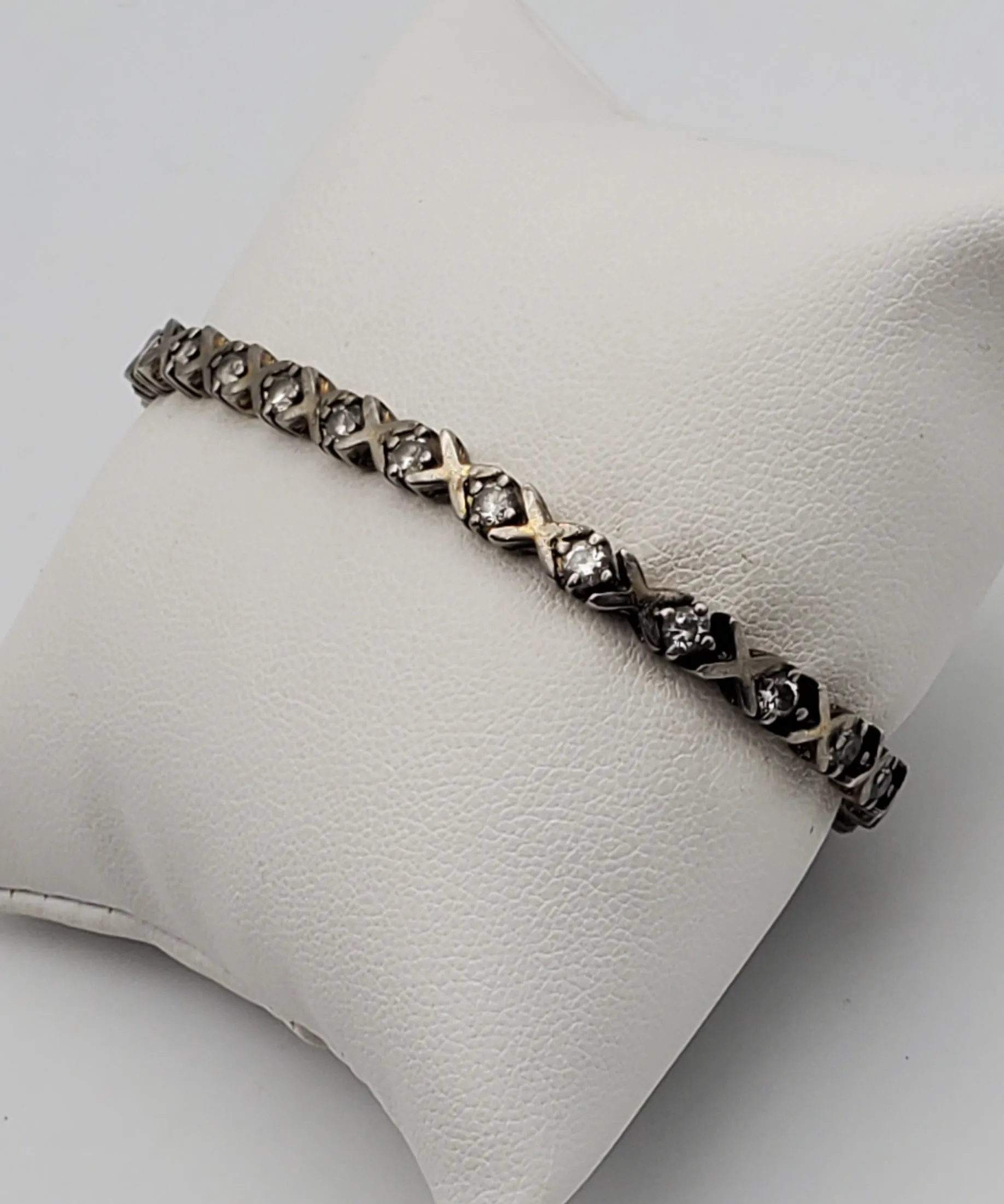 Vintage X Link Rhinestone Sterling Silver Tennis Bracelet - 7"